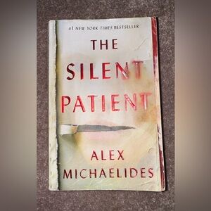 The Silent Patient by Alex Michaelides